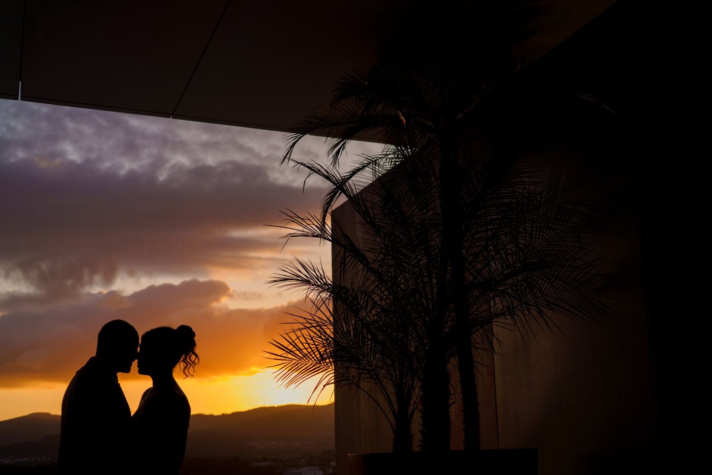 Silhouette of a kiss at sunset